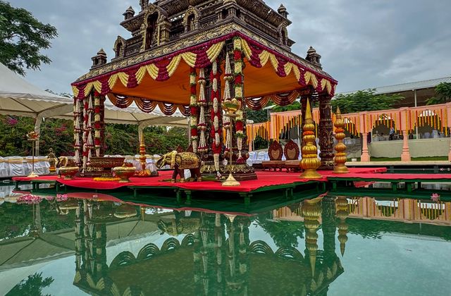 Floating mantap at Bougainvilla wedding venue